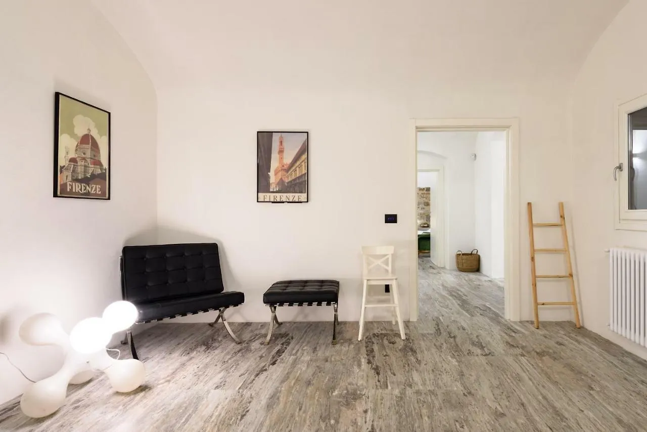 Leopardi Luxury Maison With Garden And Jacuzzi: 10 People Apartment Florence Italy