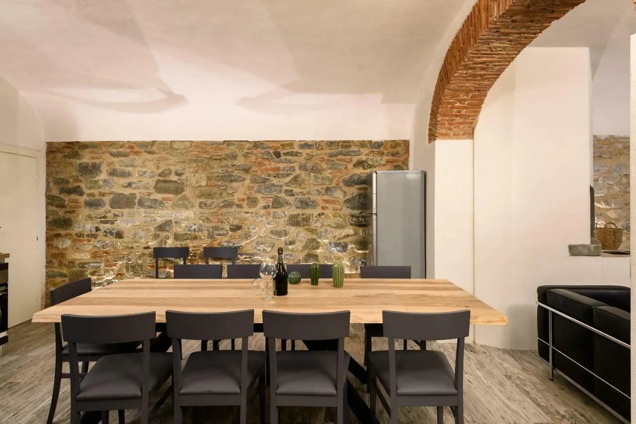Leopardi Luxury Maison With Garden And Jacuzzi: 10 People Apartment Florence Italy