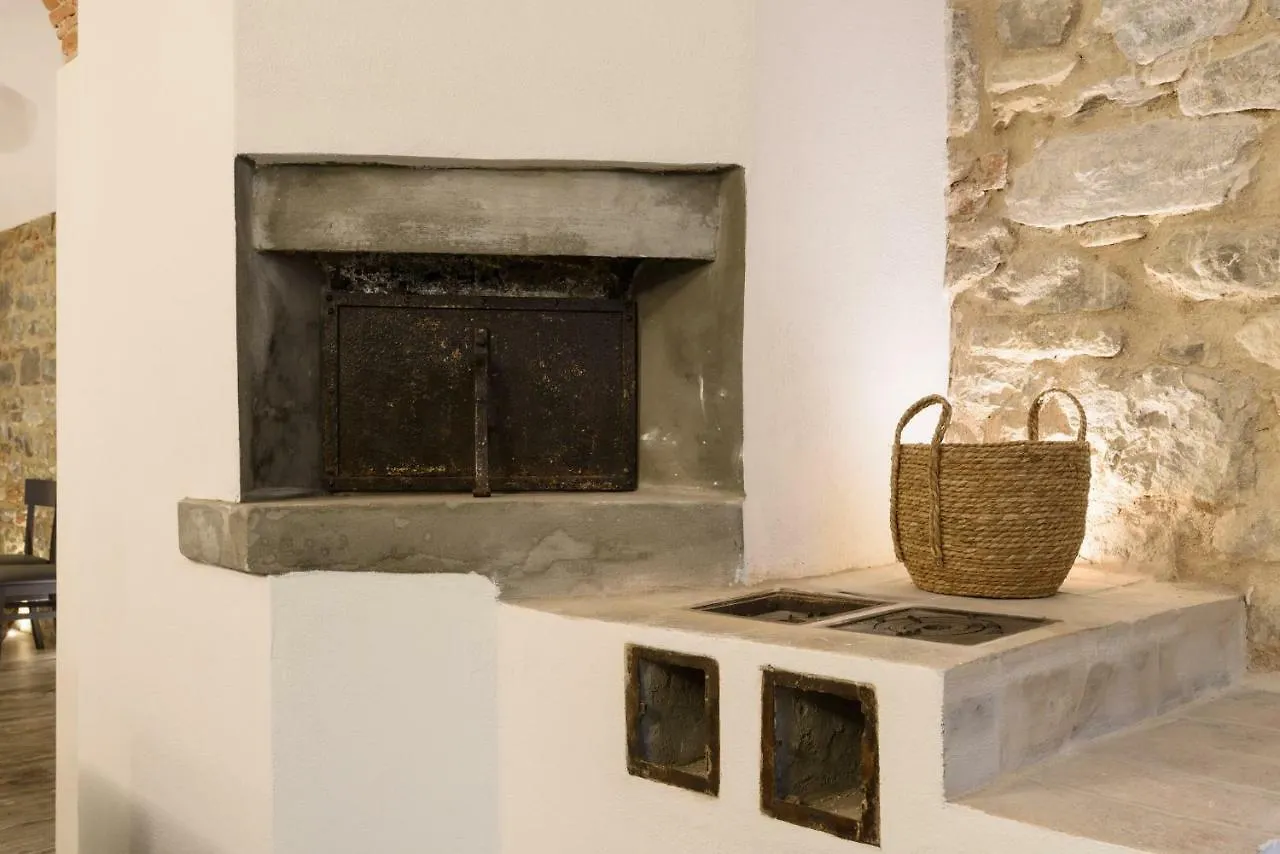 Leopardi Luxury Maison With Garden And Jacuzzi: 10 People Apartment Florence 0*,  Italy